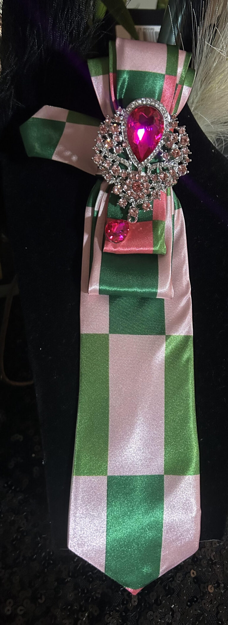 Pretty Girl 768x2105